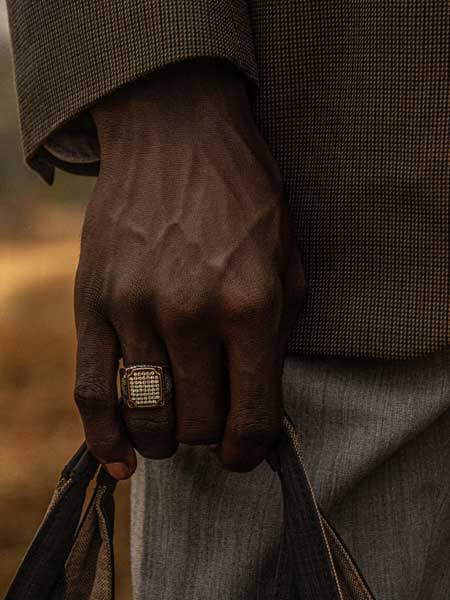 Cliente con joyas JBling